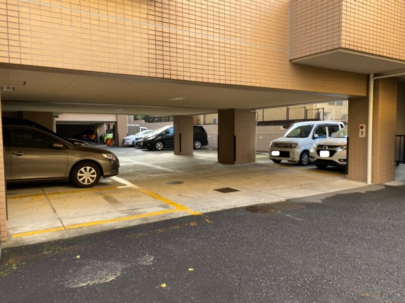 敷地内駐車場 敷地内駐車場