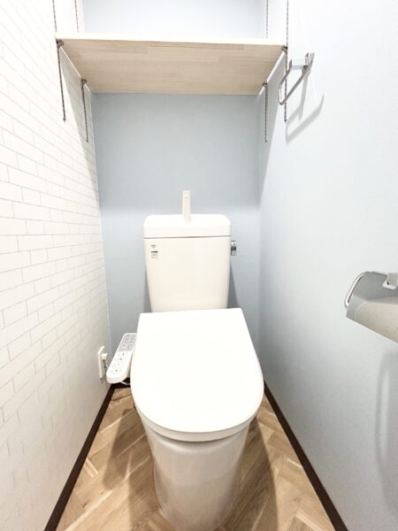 温水洗浄便座付きトイレ 温水洗浄便座付きトイレ