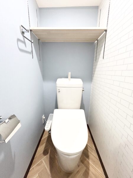 温水洗浄便座付きトイレ 温水洗浄便座付きトイレ