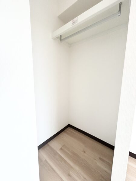 収納スペース (子供部屋) 収納スペース (子供部屋)