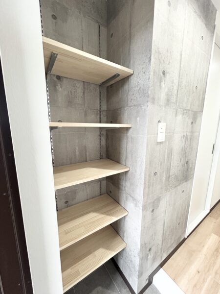 シューズボックス (玄関) シューズボックス (玄関)