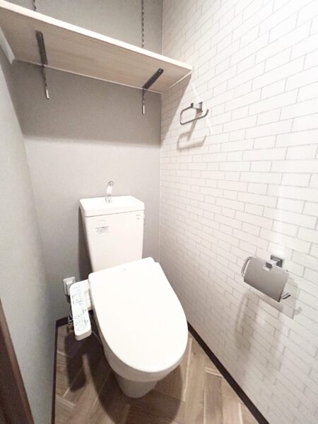 温水洗浄便座付きトイレ 温水洗浄便座付きトイレ