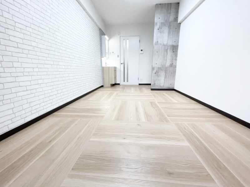 ※リノベ工事中 (居間) ※リノベ工事中 (居間)