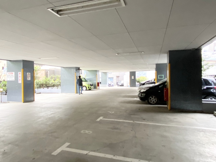 敷地内駐車場 敷地内駐車場