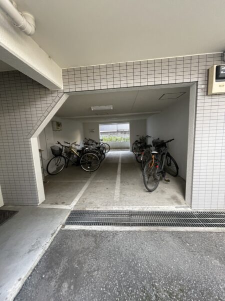 駐輪場 駐輪場